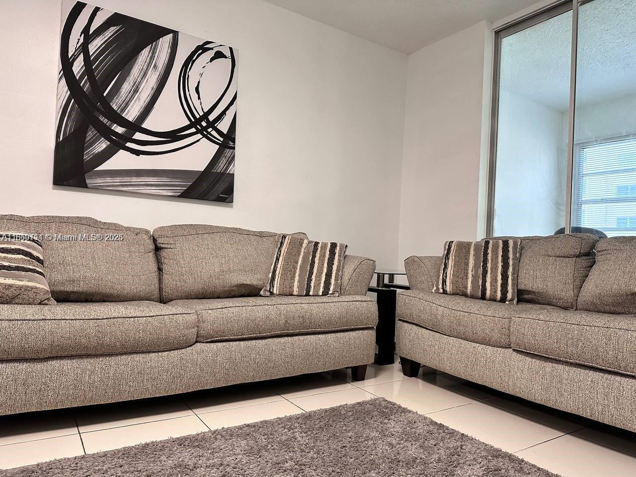 Residential in Hallandale Beach - Photo 2