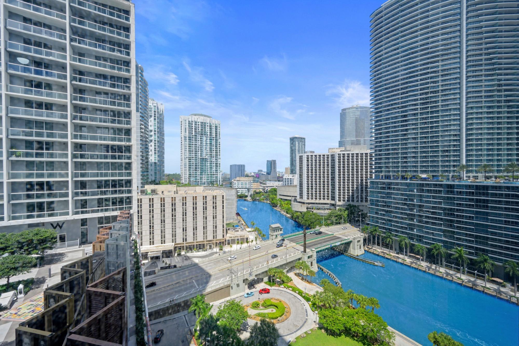 475 Brickell Ave #1815, Miami, FL, 33131 - Investment Condo. Photo #1