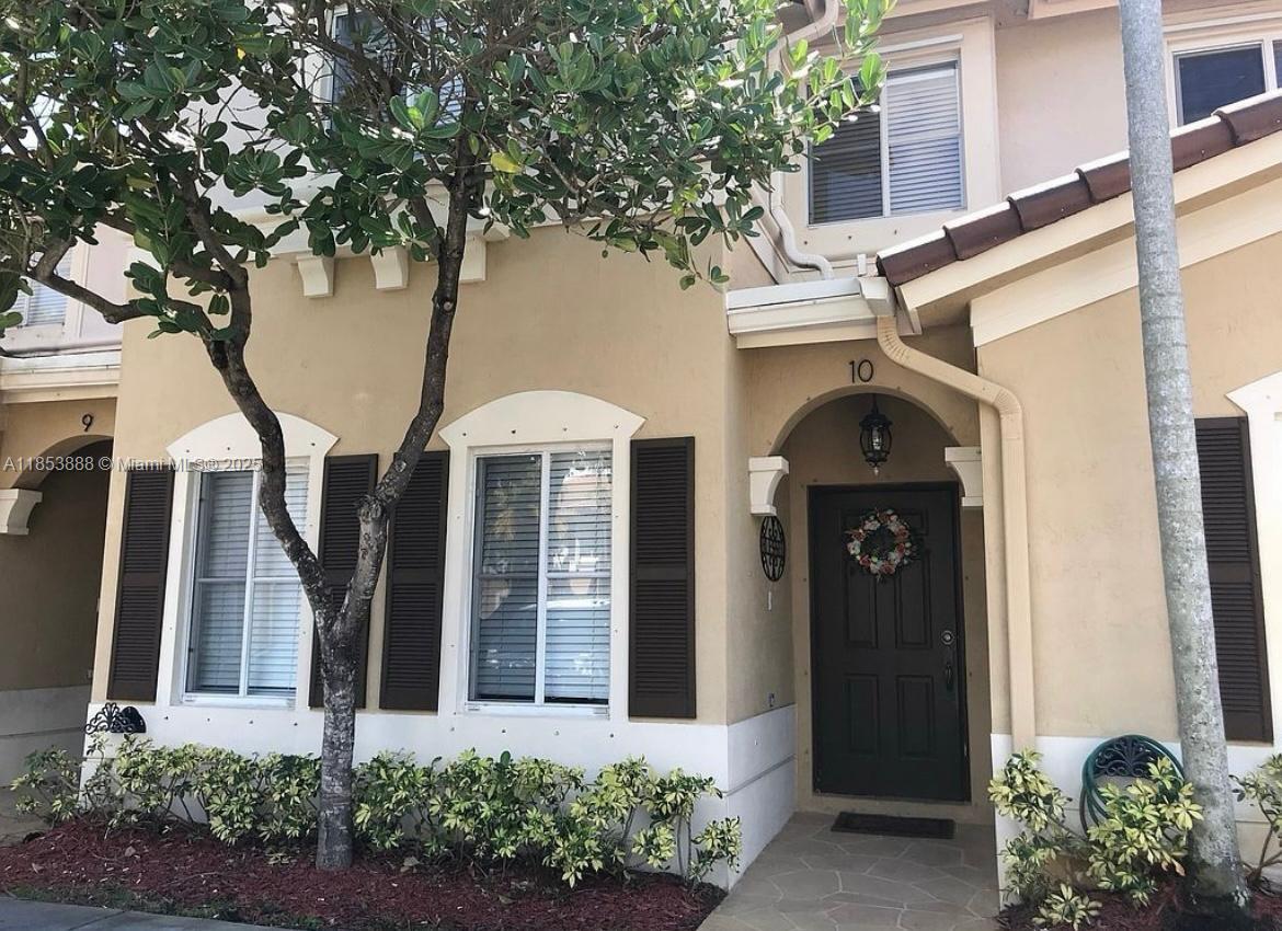8830 W Flagler St #10, Miami, FL, 33174 - Investment Condo. Photo #1