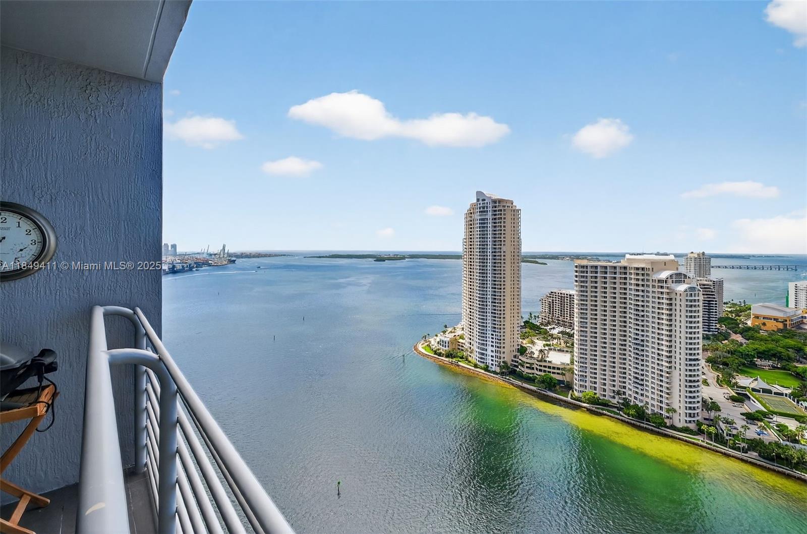 335 S Biscayne Blvd #3501, Miami, FL, 33131 - Investment Condo. Photo #1