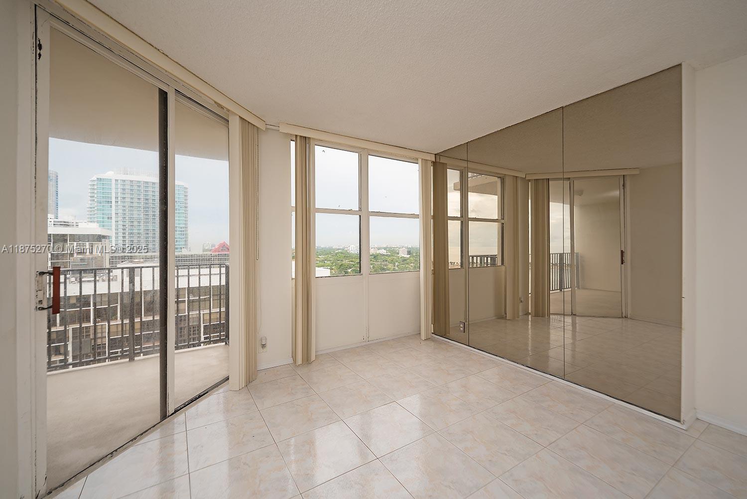1901 Brickell Ave #B2205, Miami, FL, 33129 - Investment Condo. Photo #1