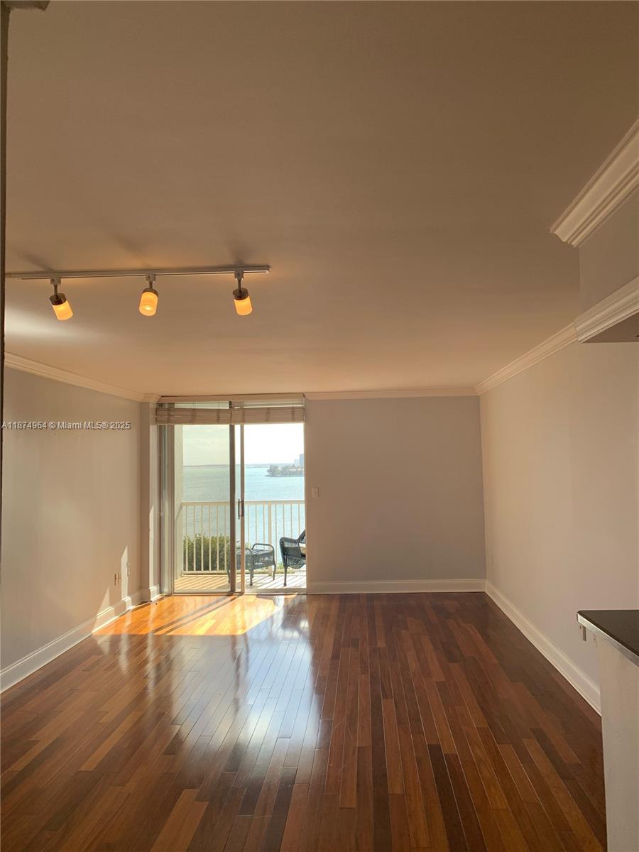 150 SE 25th Rd #9K, Miami, FL, 33129 - Investment Condo. Photo #1