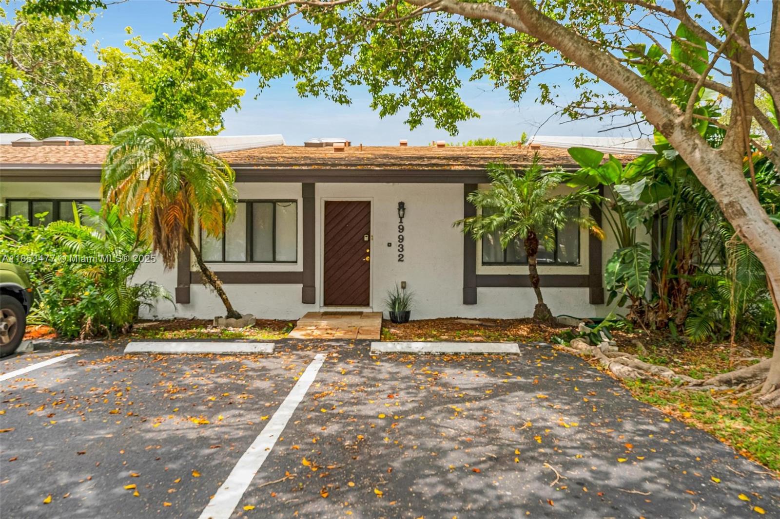 19932 NE 5th Ct #2H, Miami, FL, 33179 - Investment Townhome. Photo #1