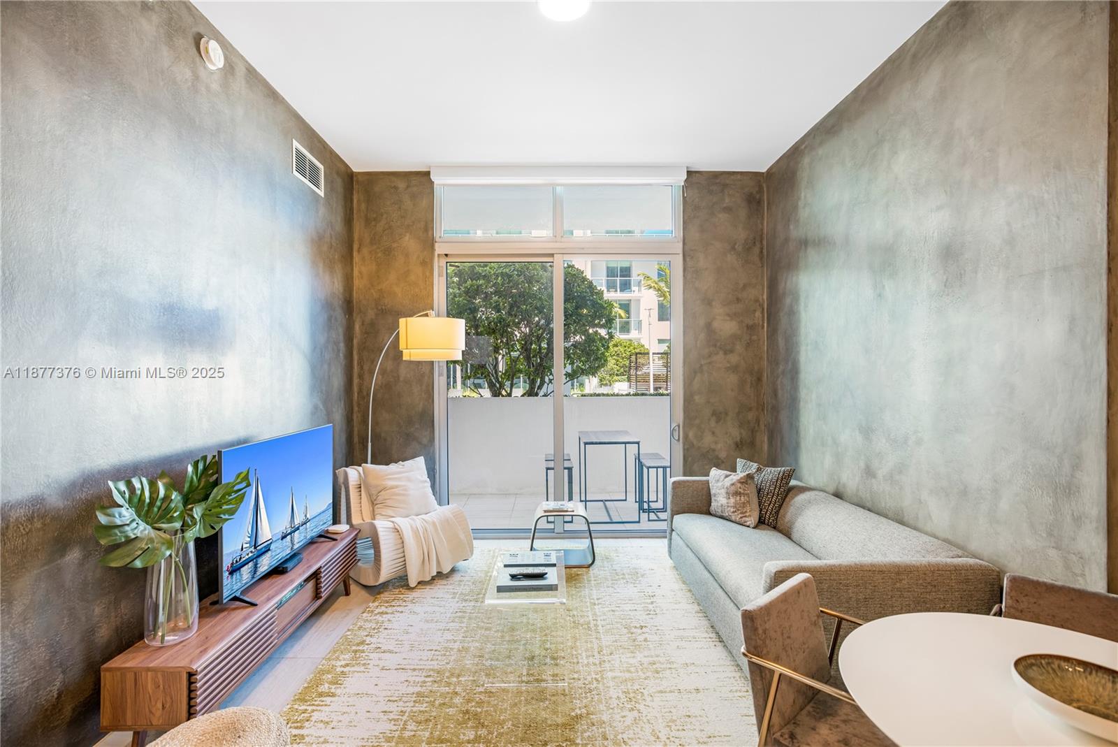 3900 Biscayne Blvd #S-616, Miami, FL, 33137 - Investment Condo. Photo #1