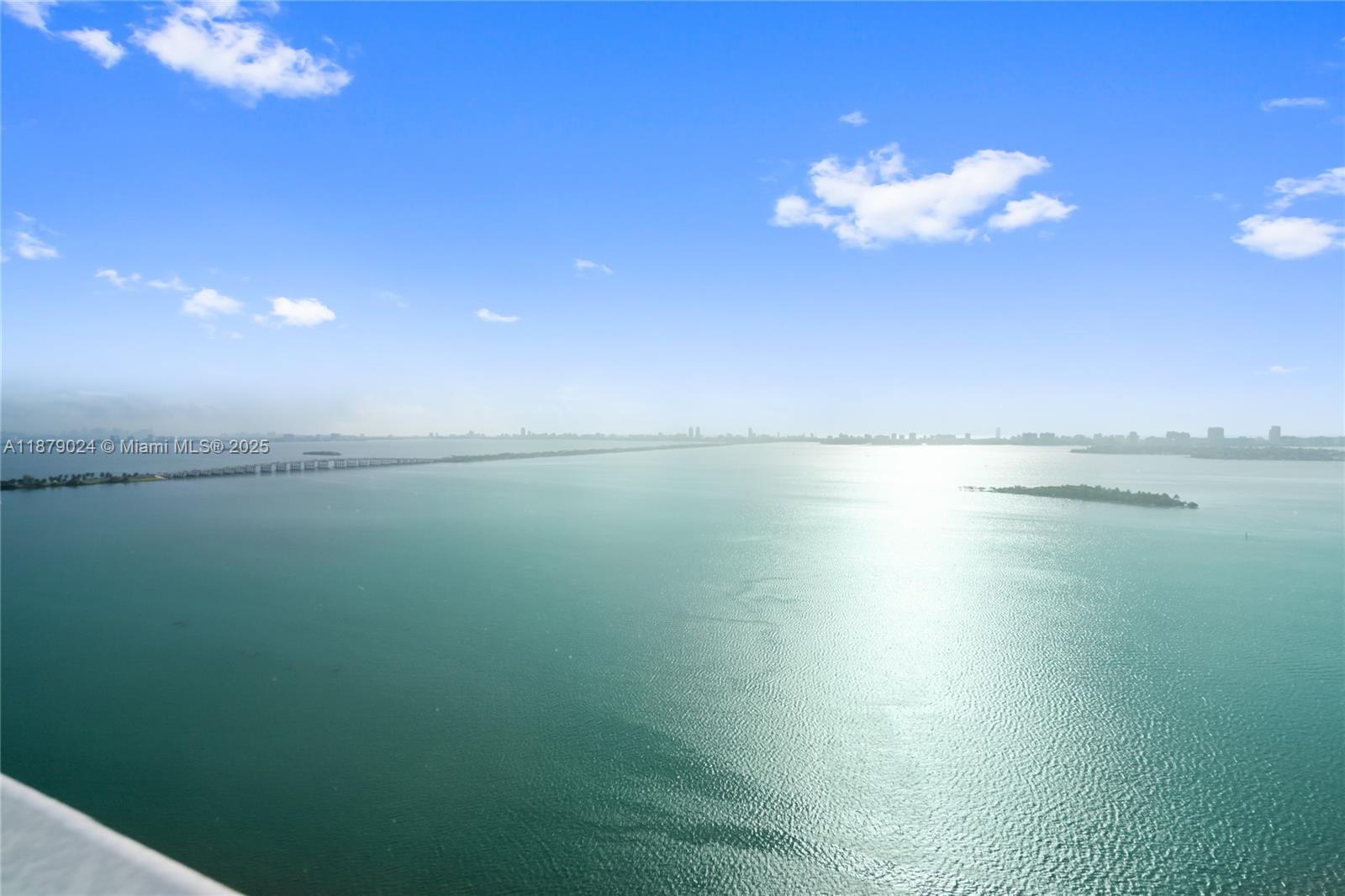 700 NE 24th ST #2402, Miami, FL, 33137 - Investment Condo. Photo #1