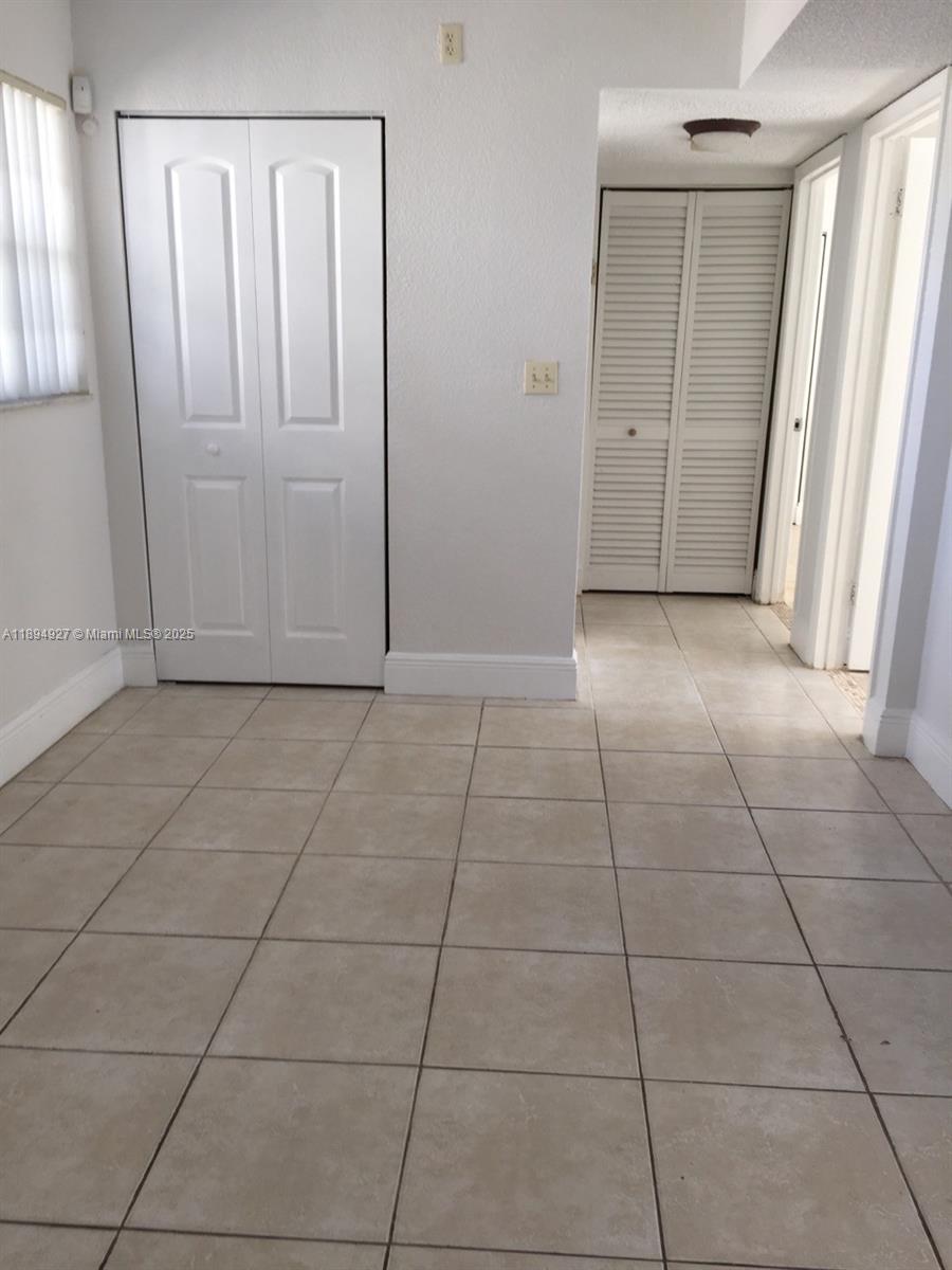 13100 SW 92nd Ave #A-PH7, Miami, FL, 33176 - Investment Condo. Photo #1