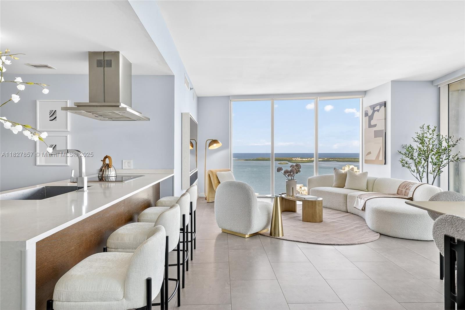 495 Brickell Ave #3901, Miami, FL, 33131 - Investment Condo. Photo #1