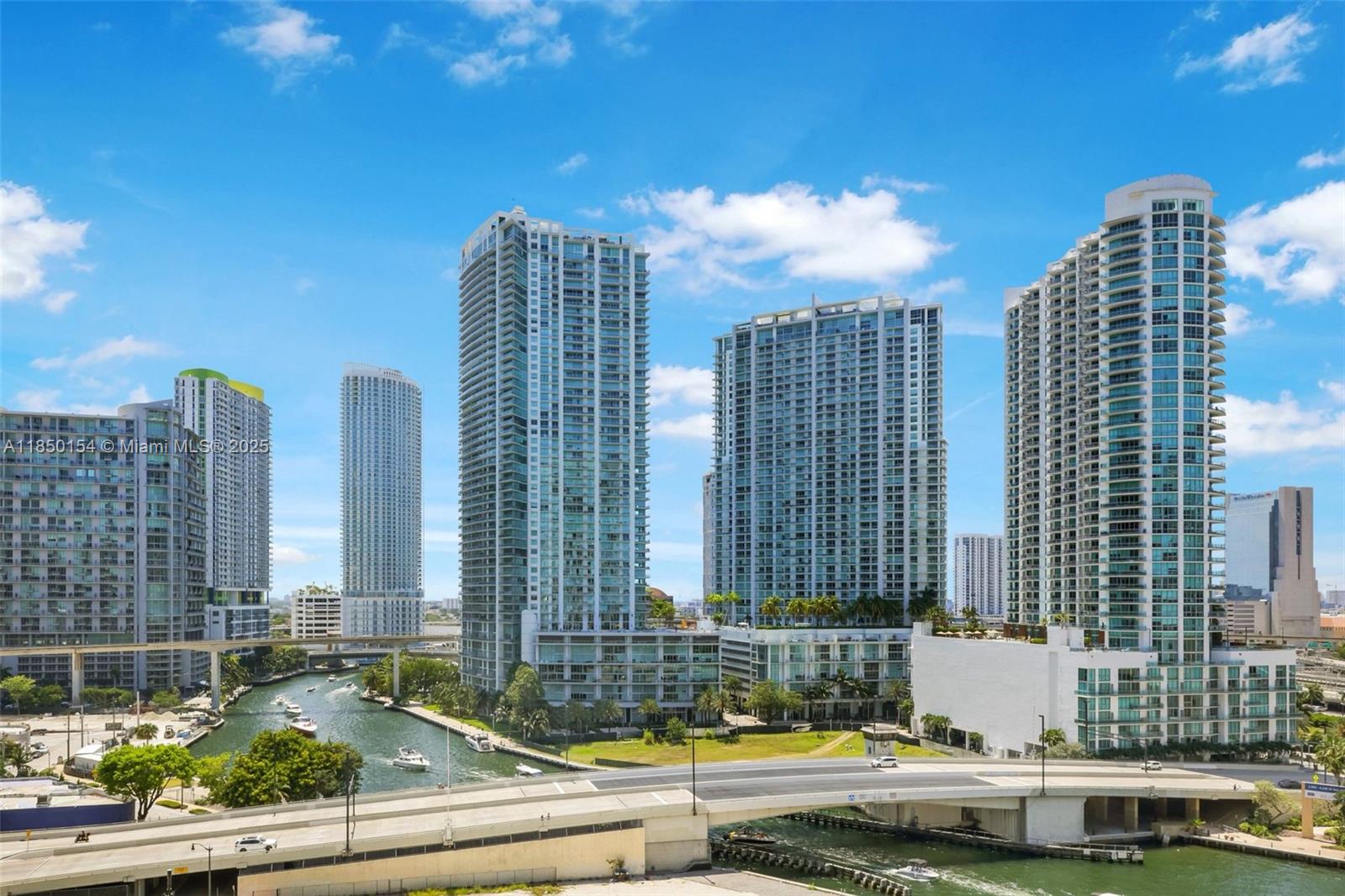 41 SE 5th St #1116, Miami, FL, 33131 - Investment Condo. Photo #1