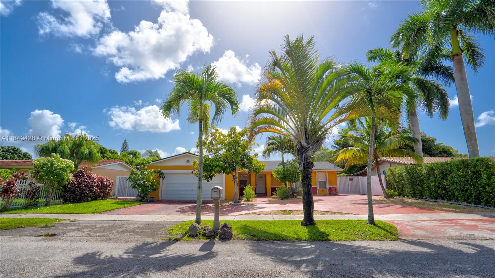 7315 SW 127th Ct, Miami, FL, 33183 - Investment Single Family Home. Photo #1