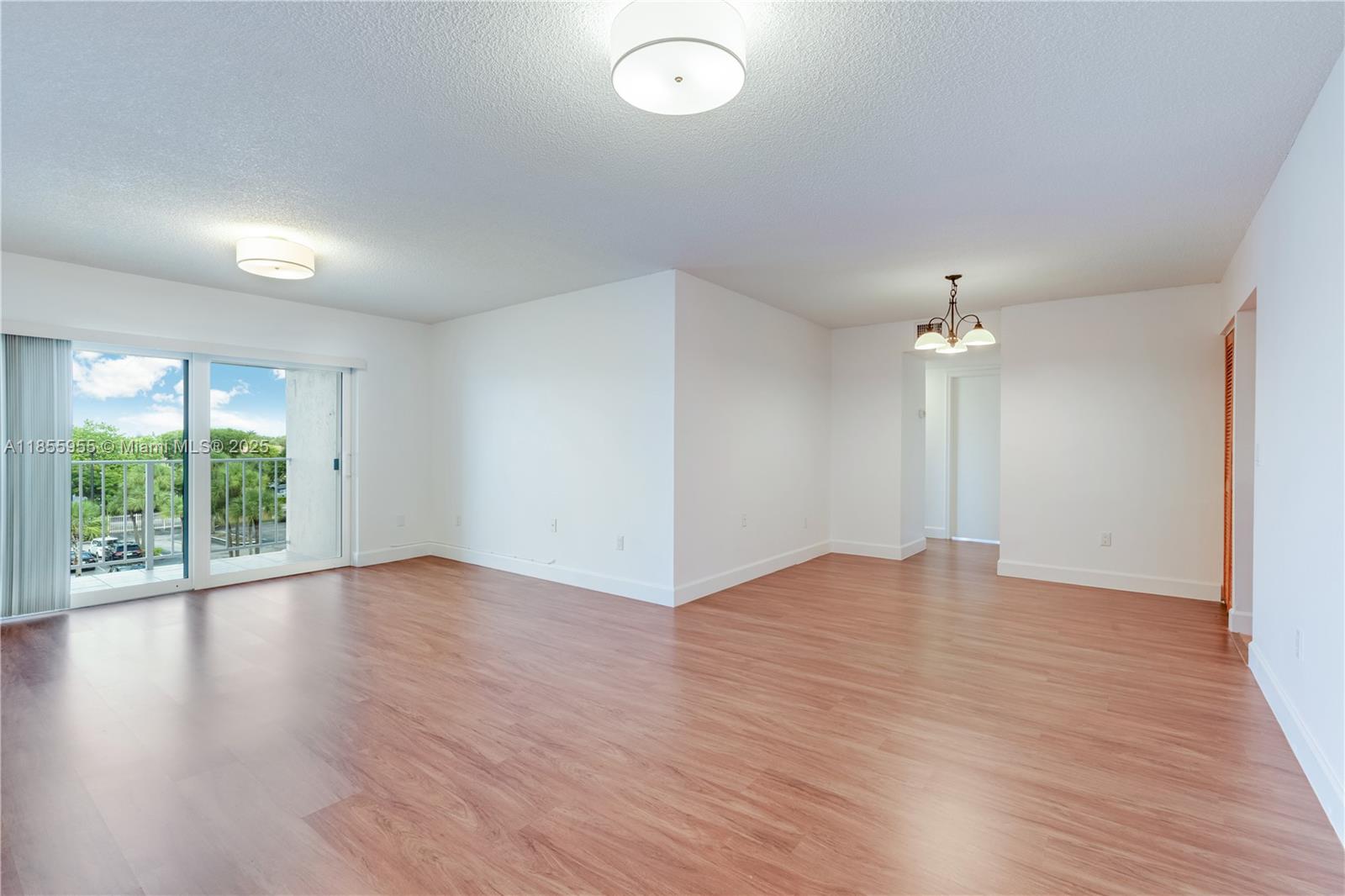 7765 SW 86th St #F2-405, Miami, FL, 33143 - Investment Condo. Photo #1