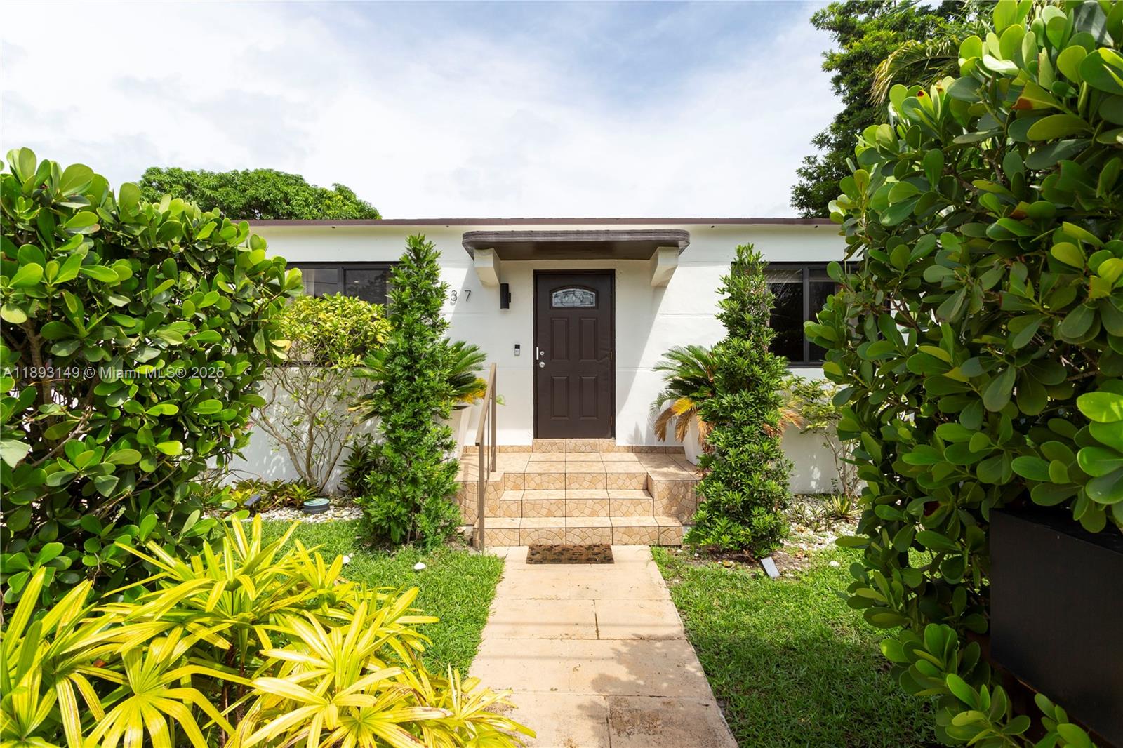 337 NW 47th St, Miami, FL, 33127 - Investment Single Family Home. Photo #1
