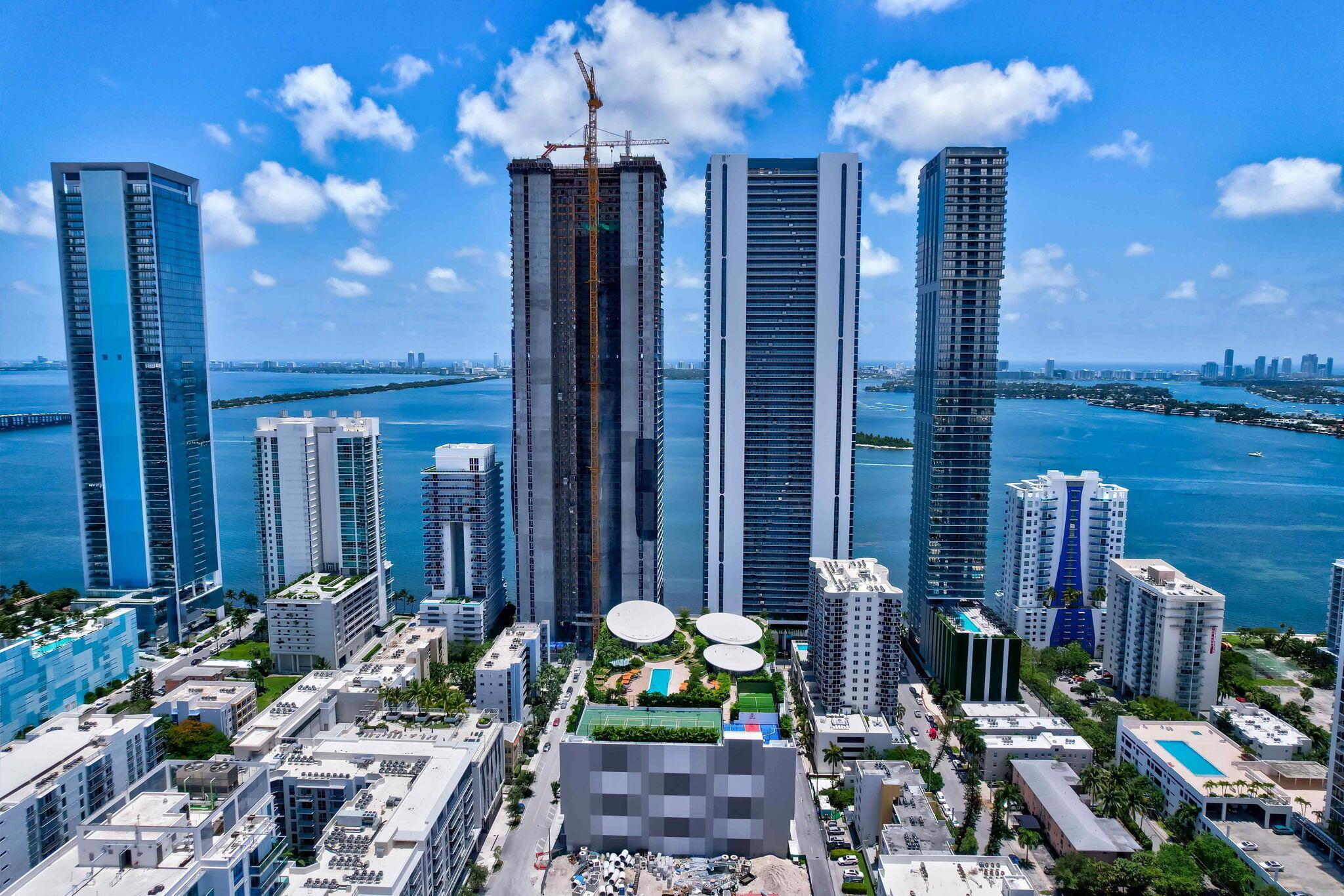 700 NE 24th Street #1005, Miami, FL, 33131 - Investment Condo. Photo #1