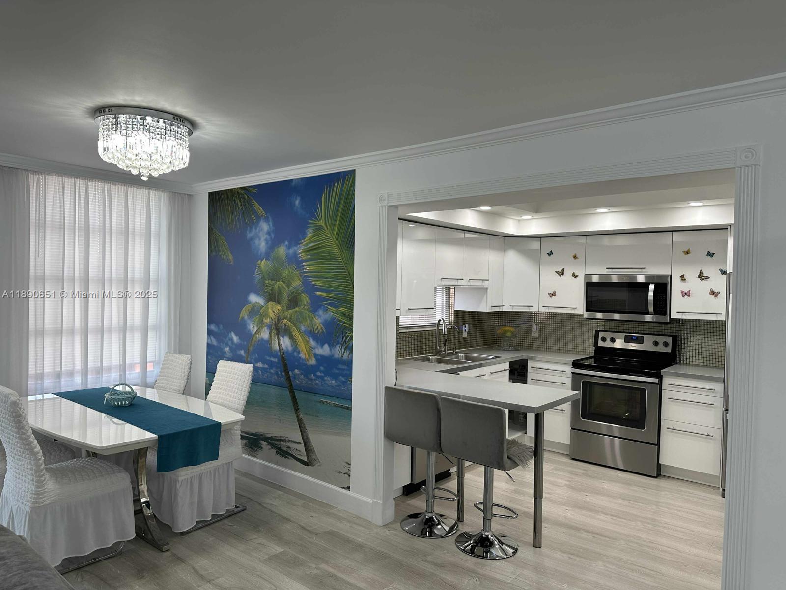 1301 NE Miami Gardens Dr #425W, Miami, FL, 33179 - Investment Condo. Photo #1