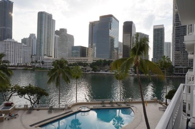 701 Brickell Key Blvd #412, Miami, FL, 33131 - Investment Condo. Photo #1