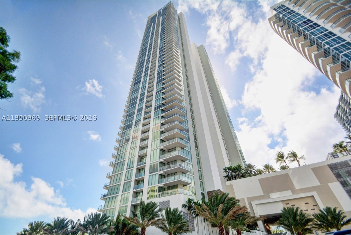 2900 NE 7th #1108, Miami, FL, 33137 - Investment Condo. Photo #1