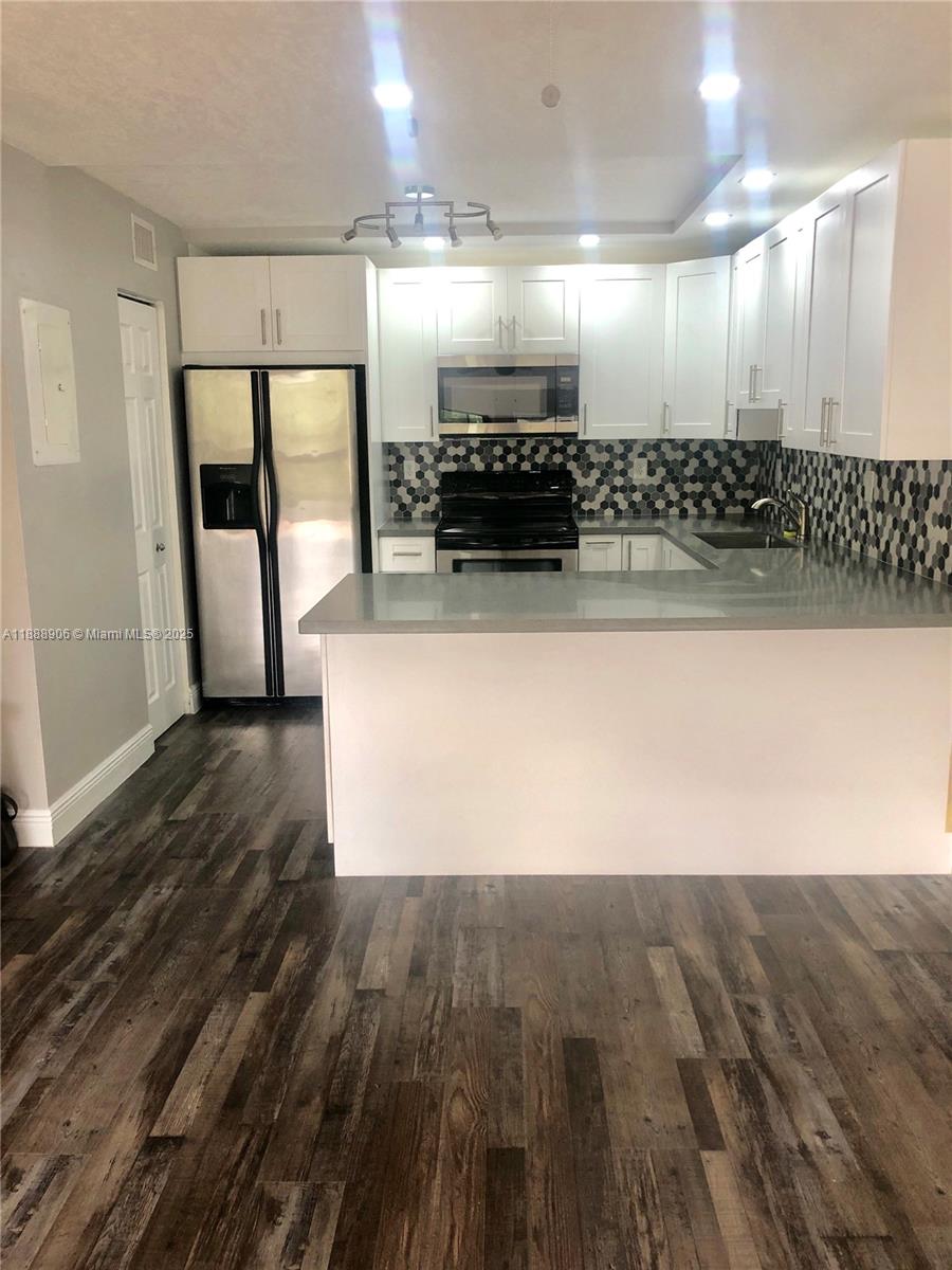 8810 SW 132nd Pl #404DN, Miami, FL, 33186 - Investment Condo. Photo #1