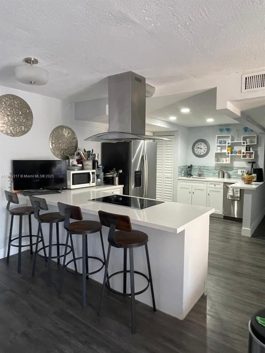 13700 SW 62nd St #213, Miami, FL, 33183 - Investment Condo. Photo #1