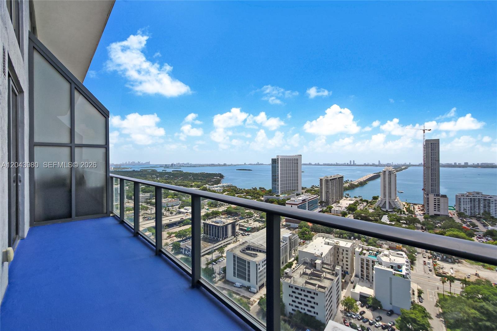 121 NE 34th #PH3206, Miami, FL, 33137 - Investment Condo. Photo #1