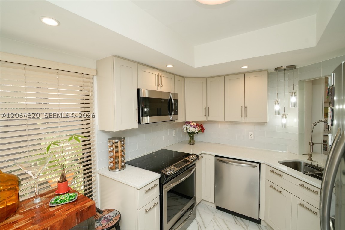 14945 SW 49th #H-6, Miami, FL, 33185 - Investment Condo. Photo #1