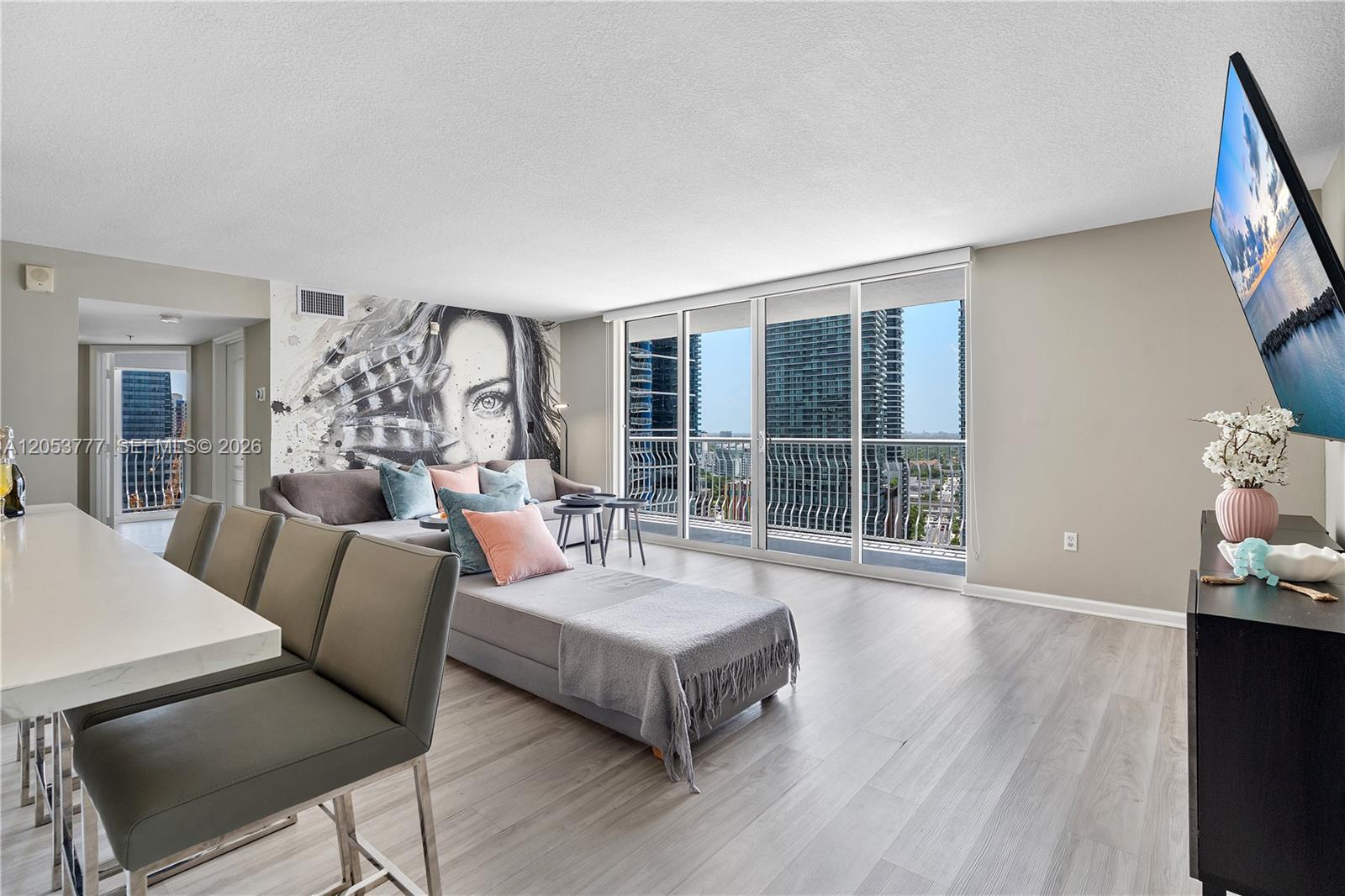 1200 Brickell Bay #2423, Miami, FL, 33131 - Investment Condo. Photo #1