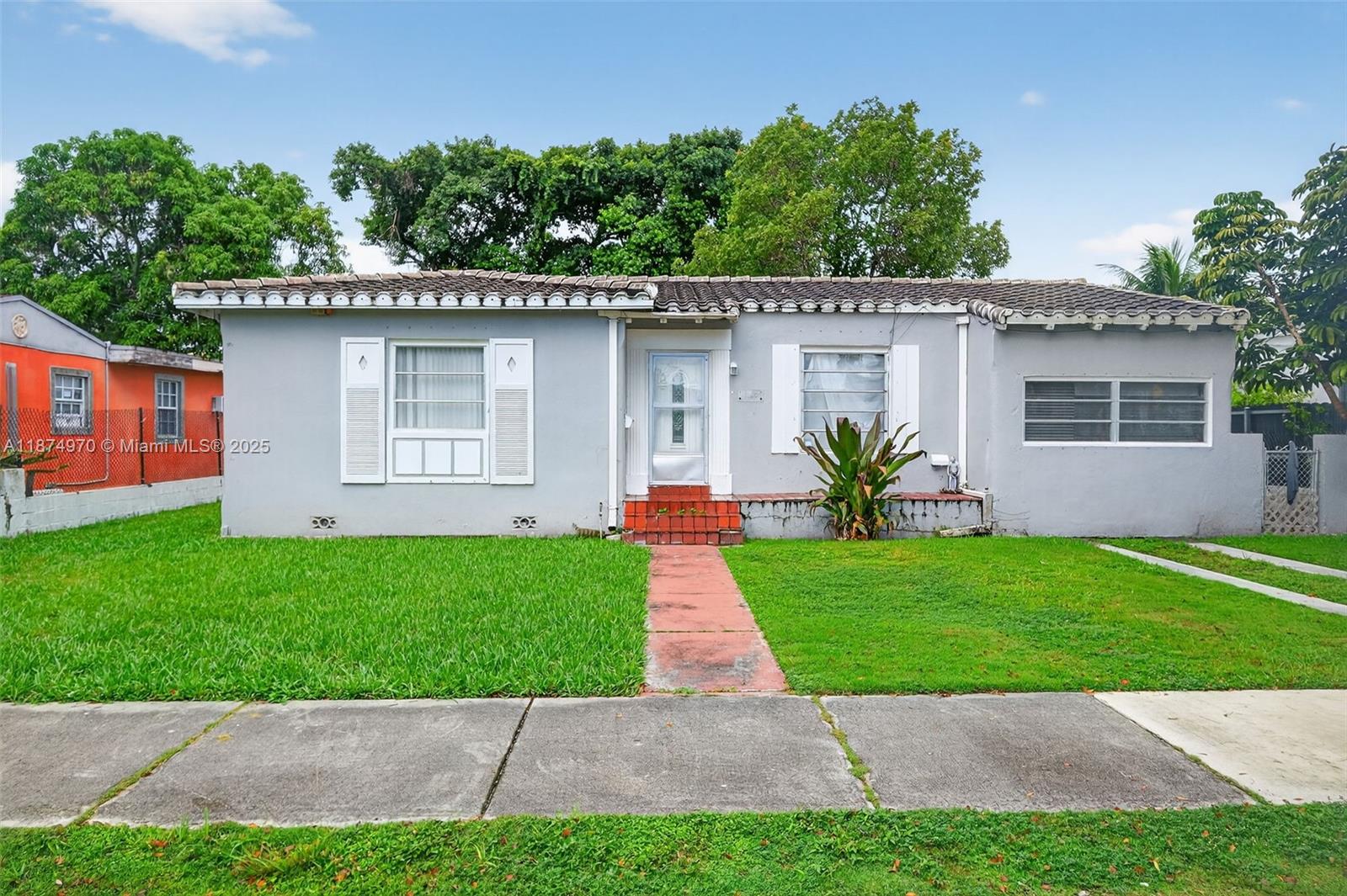 2850 NW 4th St, Miami, FL, 33125 - Investment Single Family Home. Photo #1