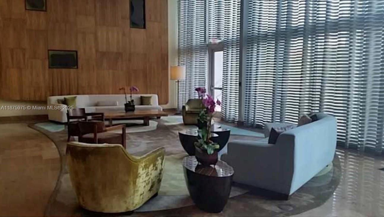 50 Biscayne Blvd #606, Miami, FL, 33132 - Investment Condo. Photo #1
