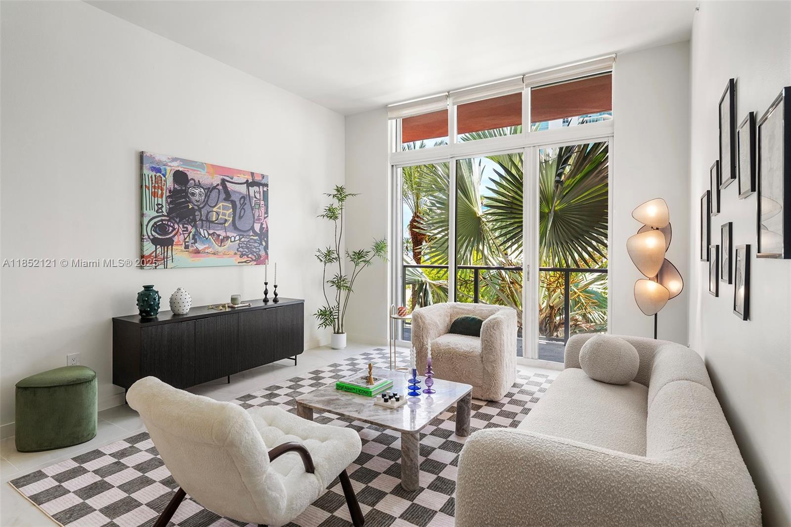 1155 Brickell Bay Dr #203, Miami, FL, 33131 - Investment Condo. Photo #1
