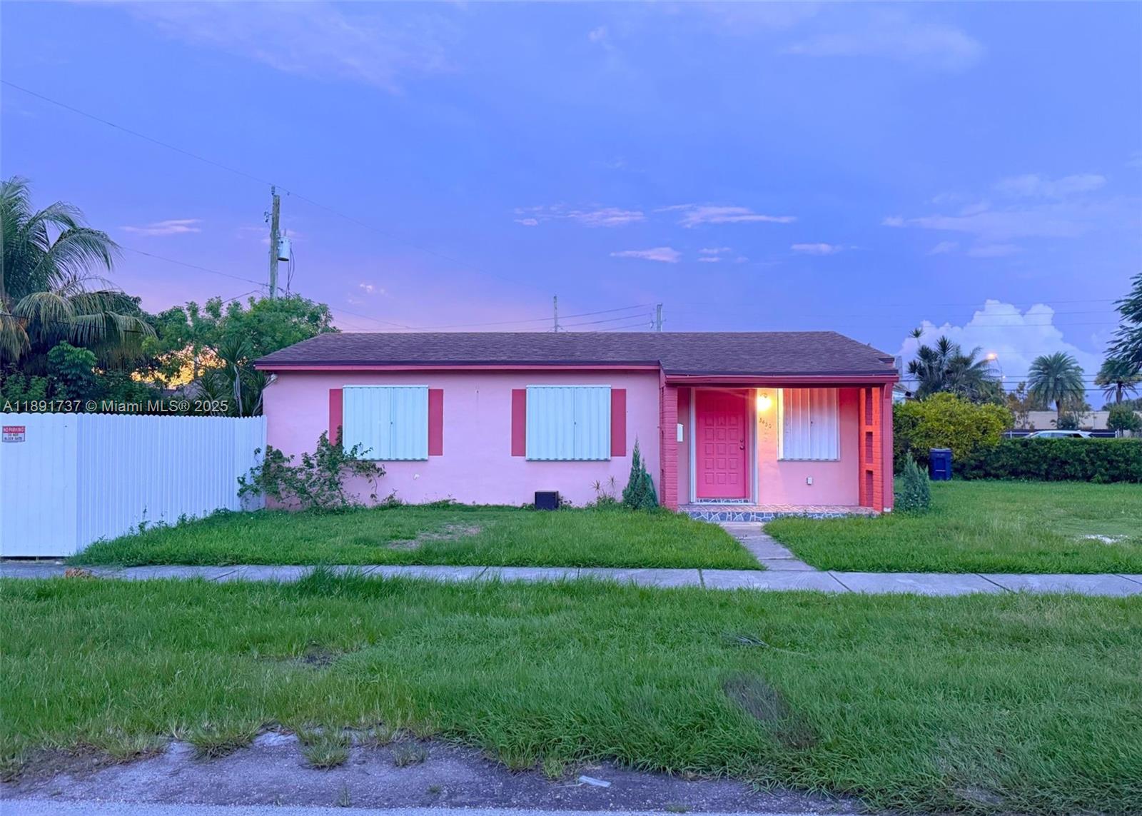 3450 SW 75th Ct, Miami, FL, 33155 - Investment Single Family Home. Photo #1