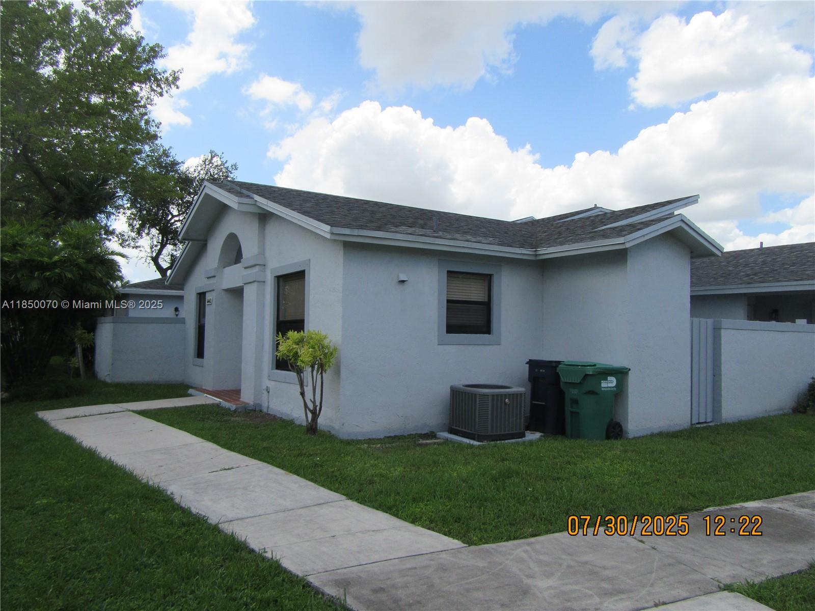 6443 SW 152nd Pl #6-43, Miami, FL, 33193 - Investment Townhome. Photo #1