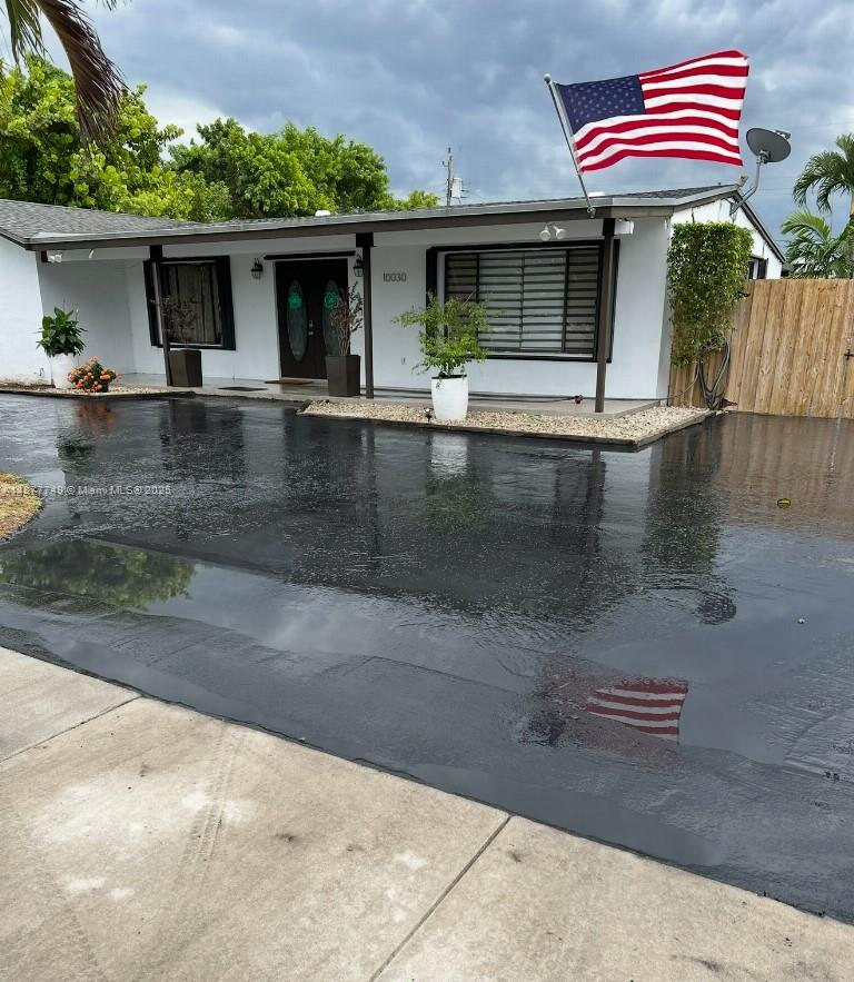 10030 SW 51st Ter, Miami, FL, 33165 - Investment Single Family Home. Photo #1