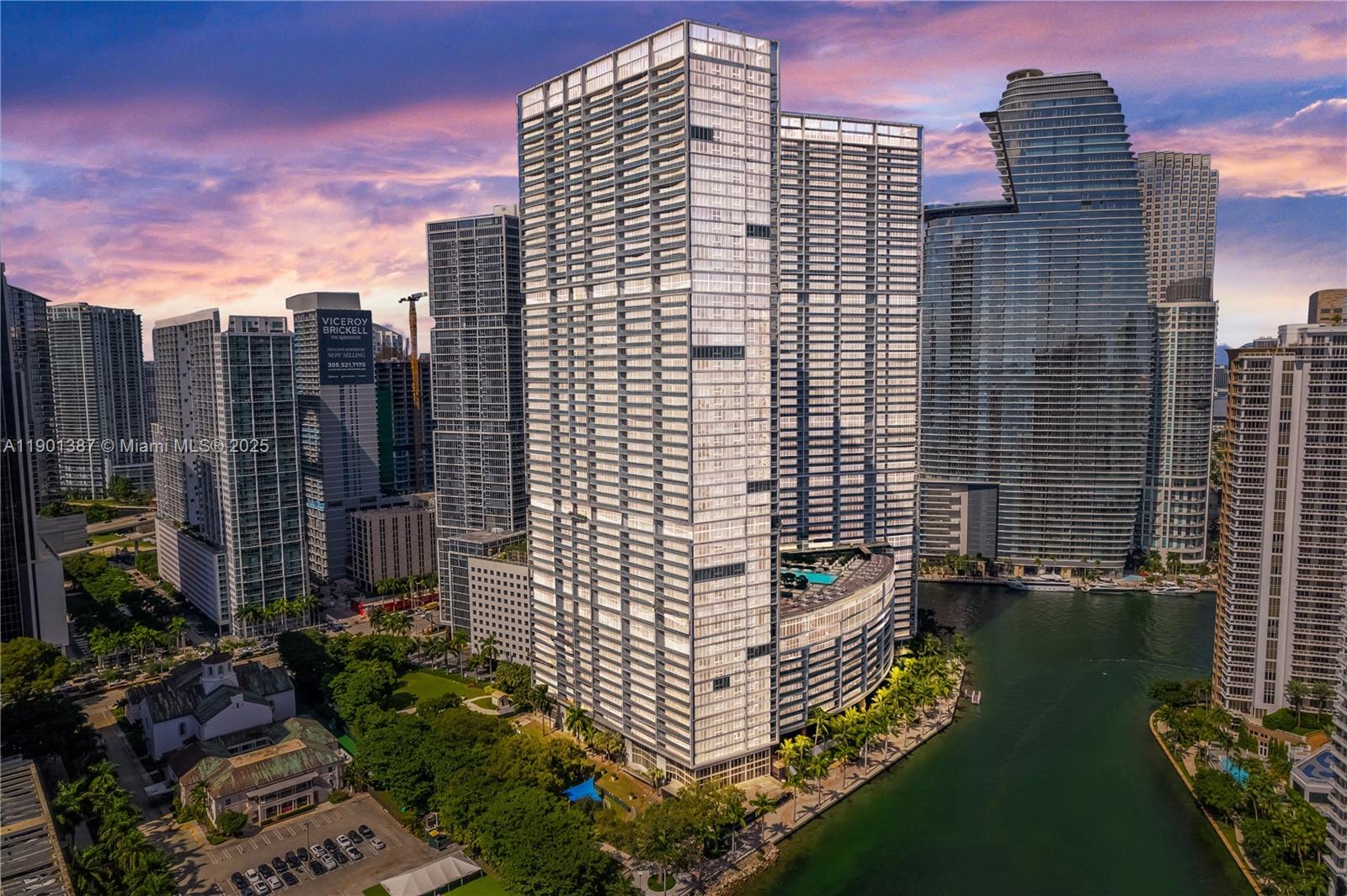 495 Brickell Ave #3802, Miami, FL, 33131 - Investment Condo. Photo #1