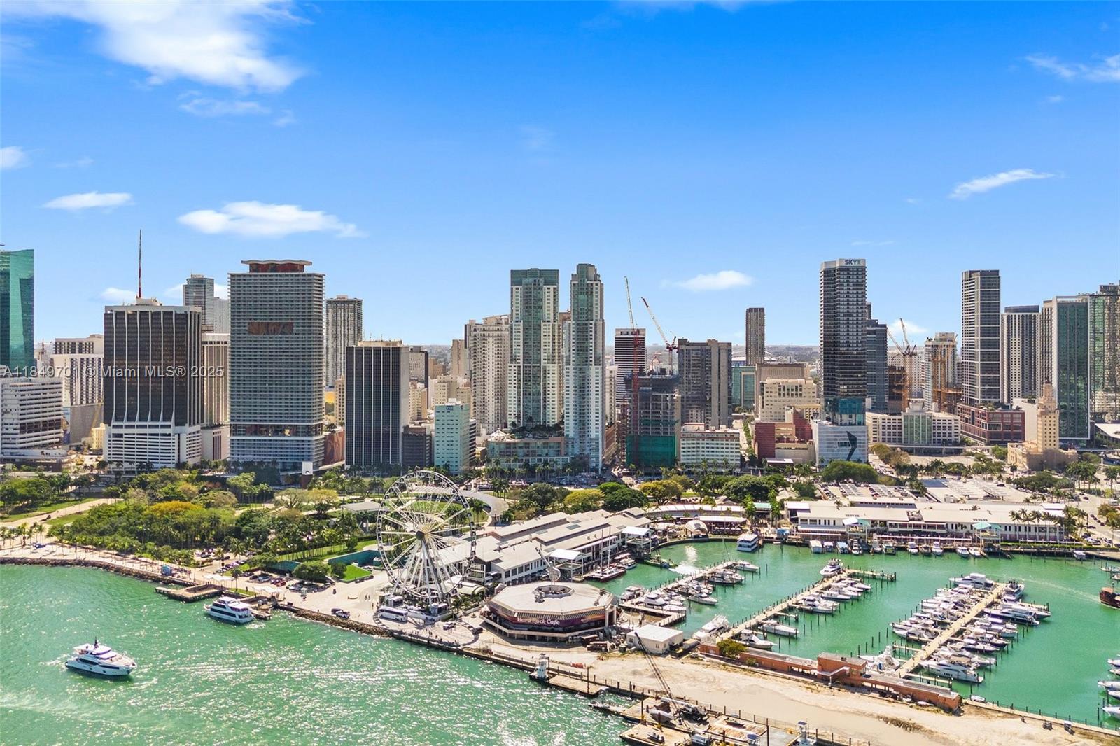 244 Biscayne Blvd #1808, Miami, FL, 33132 - Investment Condo. Photo #1