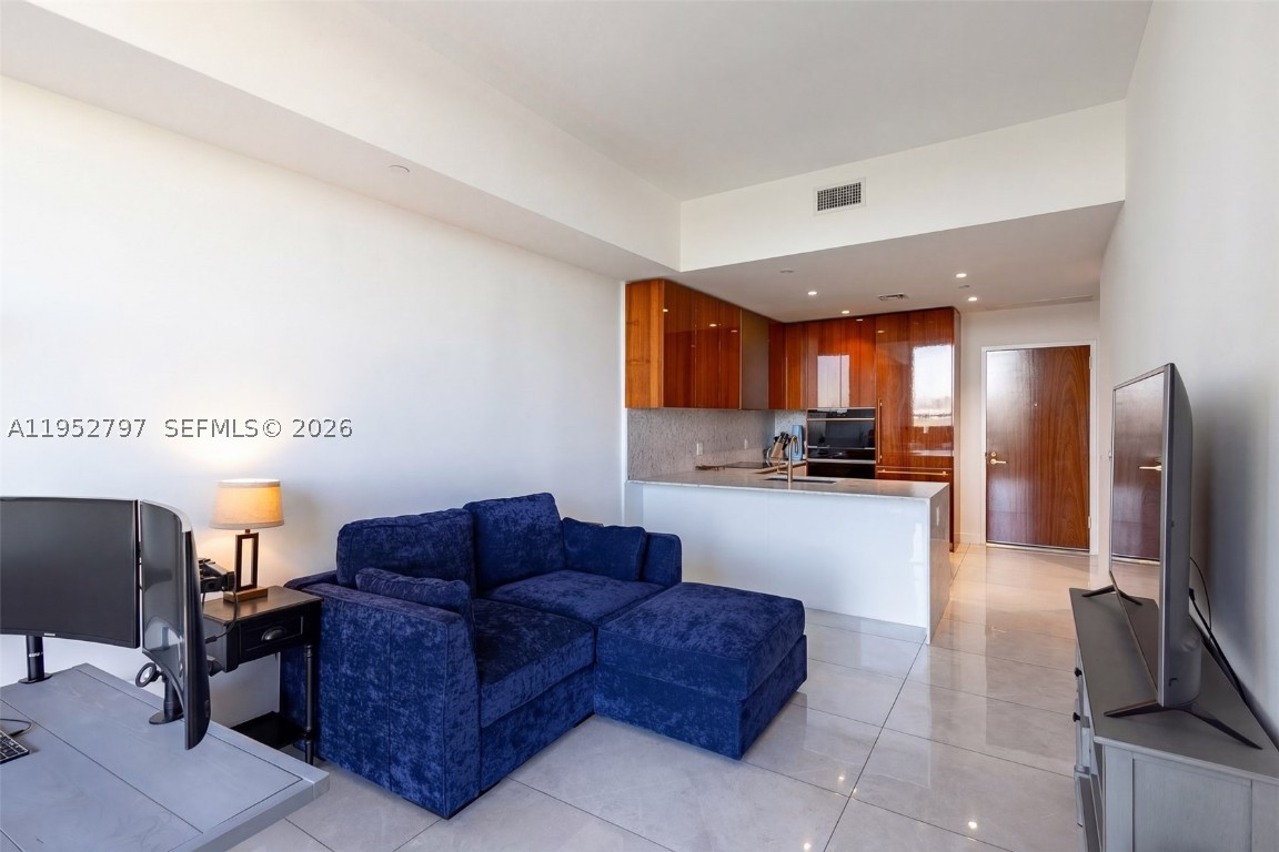 2678 Tigertail #612, Miami, FL, 33133 - Investment Condo. Photo #1