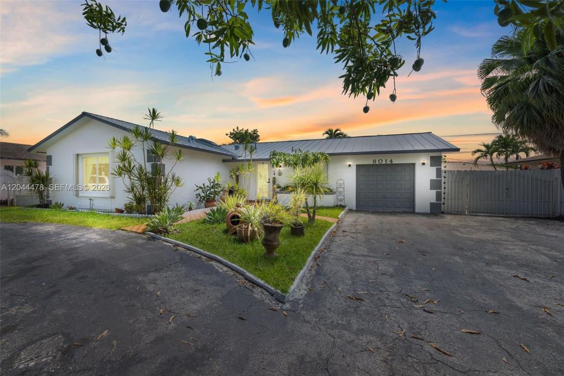 8014 SW 133rd, Miami, FL, 33183 - Investment Single Family Home. Photo #1