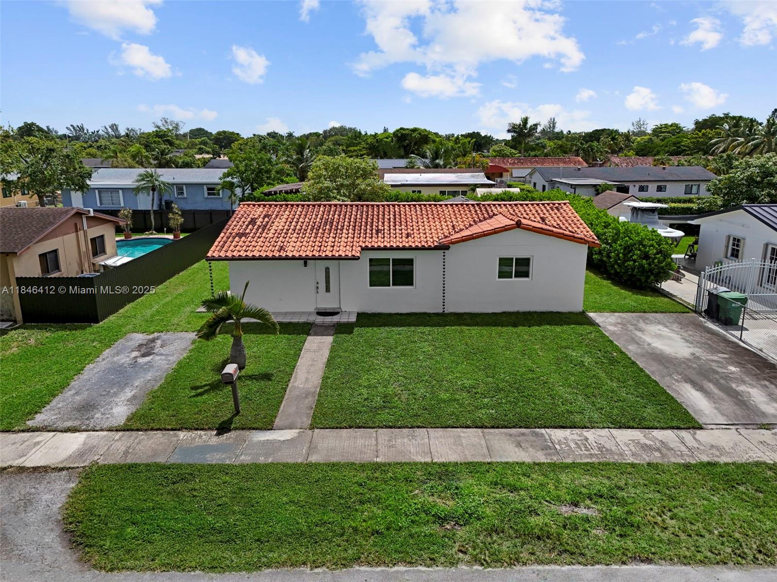 5203 SW 128th Pl, Miami, FL, 33175 - Investment Single Family Home. Photo #1
