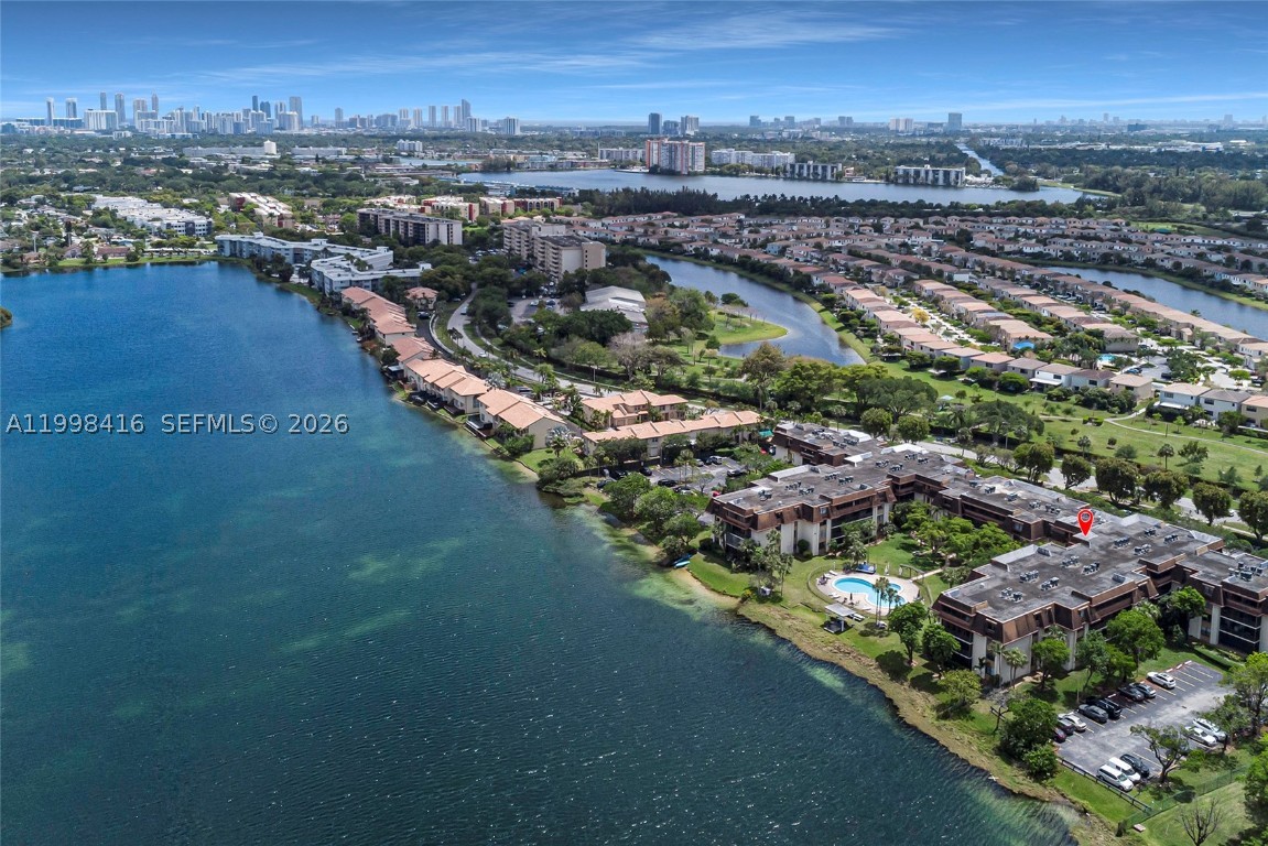 671 NE 195th #114E, Miami, FL, 33179 - Investment Condo. Photo #1