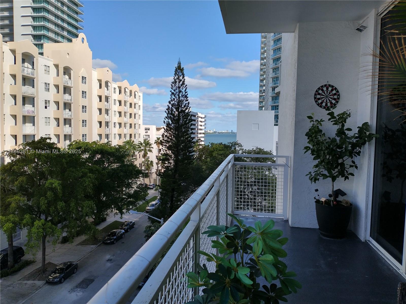 444 NE 30th St #607, Miami, FL, 33137 - Investment Condo. Photo #1