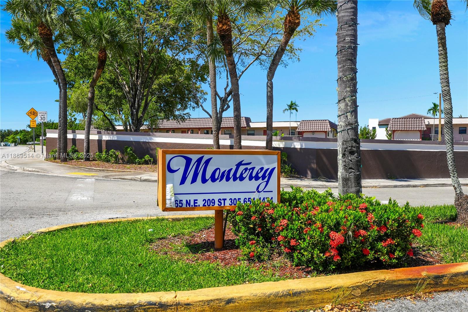 860 NE 207th Ter #8-106, Miami, FL, 33179 - Investment Condo. Photo #1