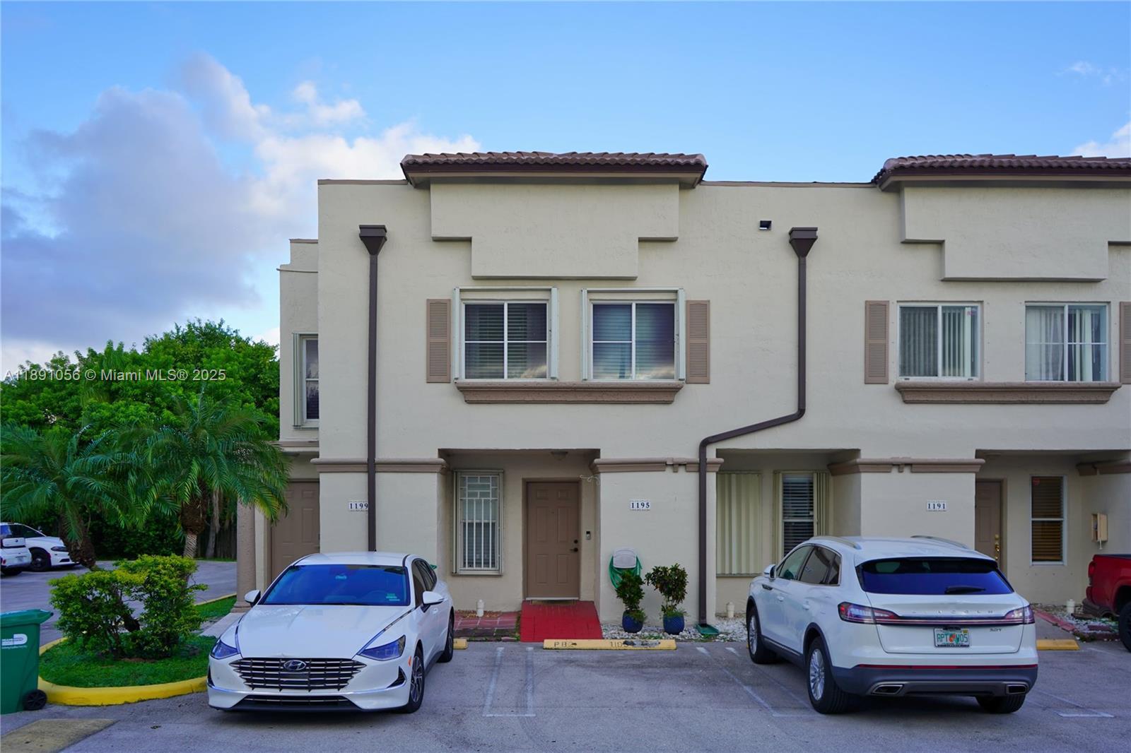 1195 NW 124th Ave #2202, Miami, FL, 33182 - Investment Townhome. Photo #1