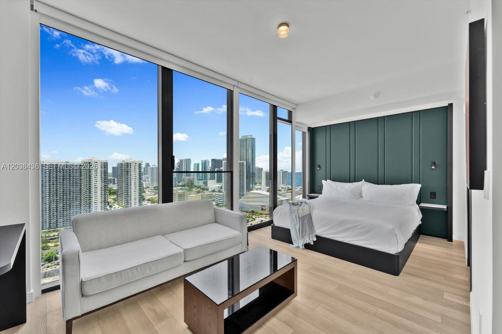 20 NE 11th #3105, Miami, FL, 33132 - Investment Condo. Photo #1
