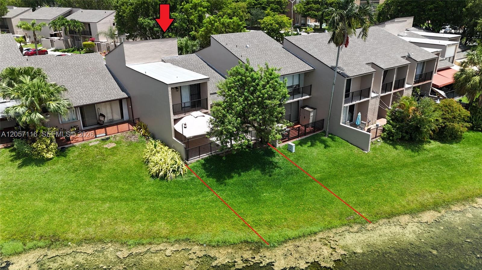9135 Fontainebleau #7, Miami, FL, 33172 - Investment Townhome. Photo #1