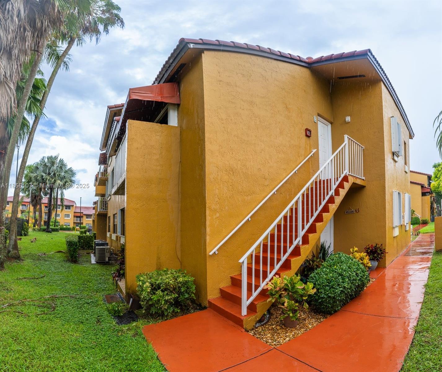 15650 SW 80th St #F-201, Miami, FL, 33193 - Investment Condo. Photo #1