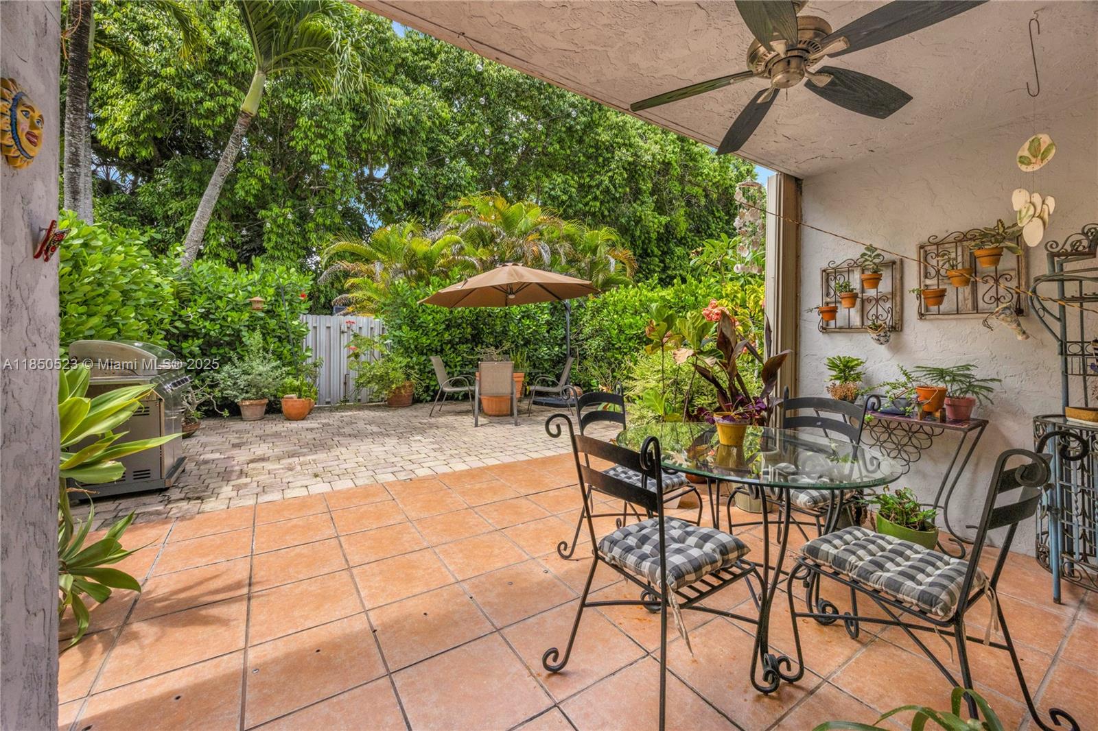 9751 SW 92nd Ter, Miami, FL, 33176 - Investment Townhome. Photo #1