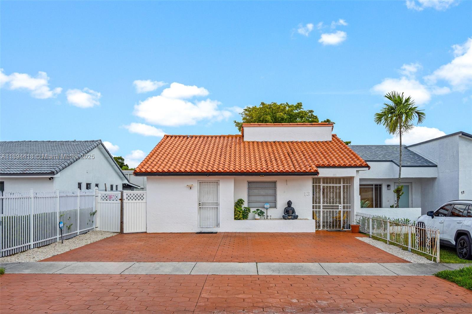 13 NW 108th Ct, Miami, FL, 33172 - Investment Single Family Home. Photo #1