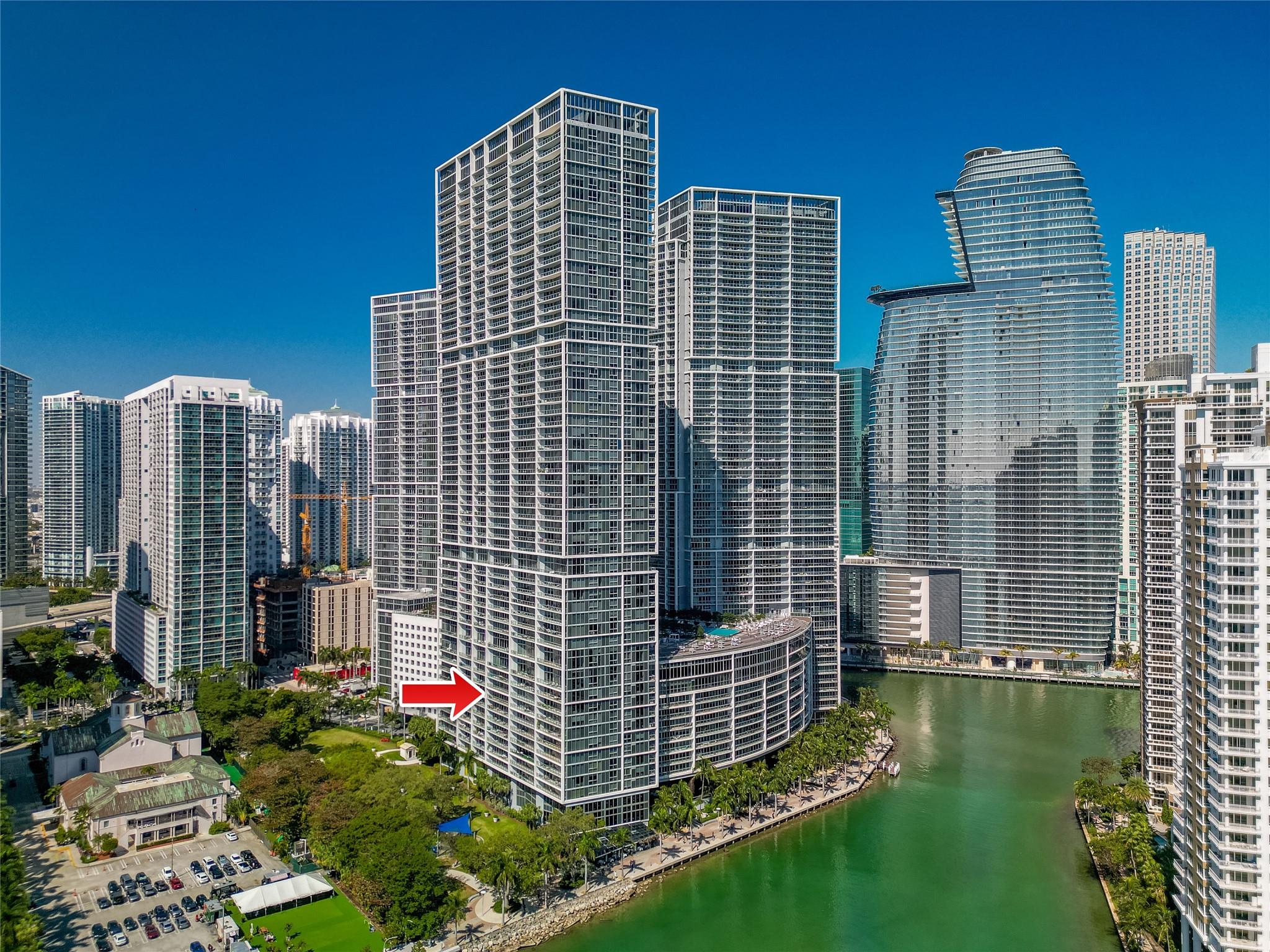 495 Brickell Ave #811, Miami, FL, 33131 - Investment Condo. Photo #1
