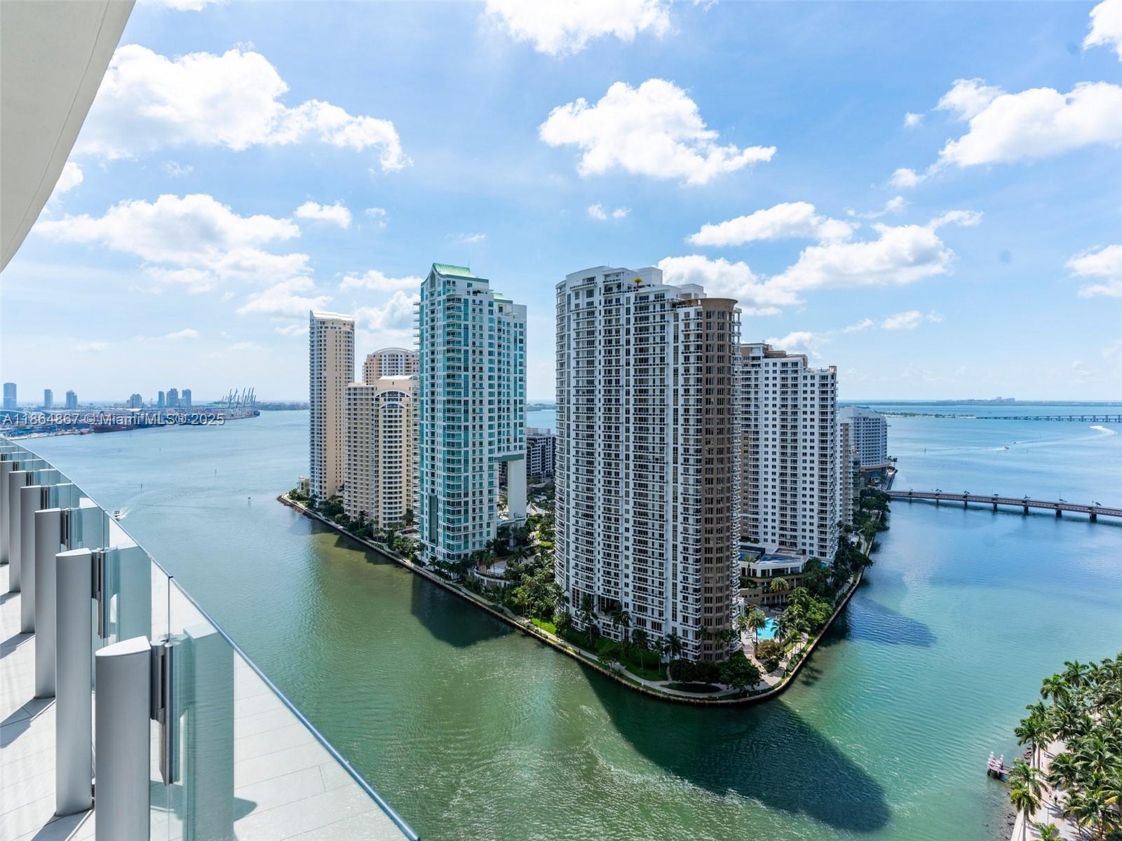 300 Biscayne Blvd Way #2505, Miami, FL, 33131 - Investment Condo. Photo #1