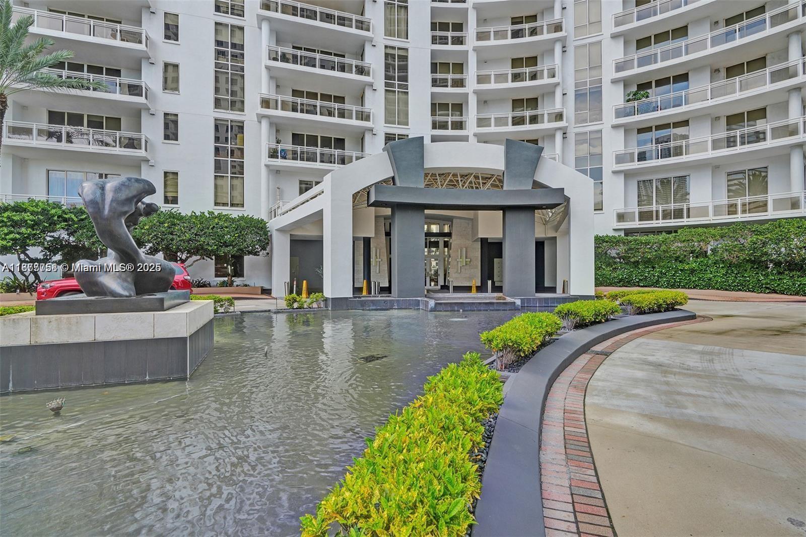901 Brickell Key Blvd #906, Miami, FL, 33131 - Investment Condo. Photo #1