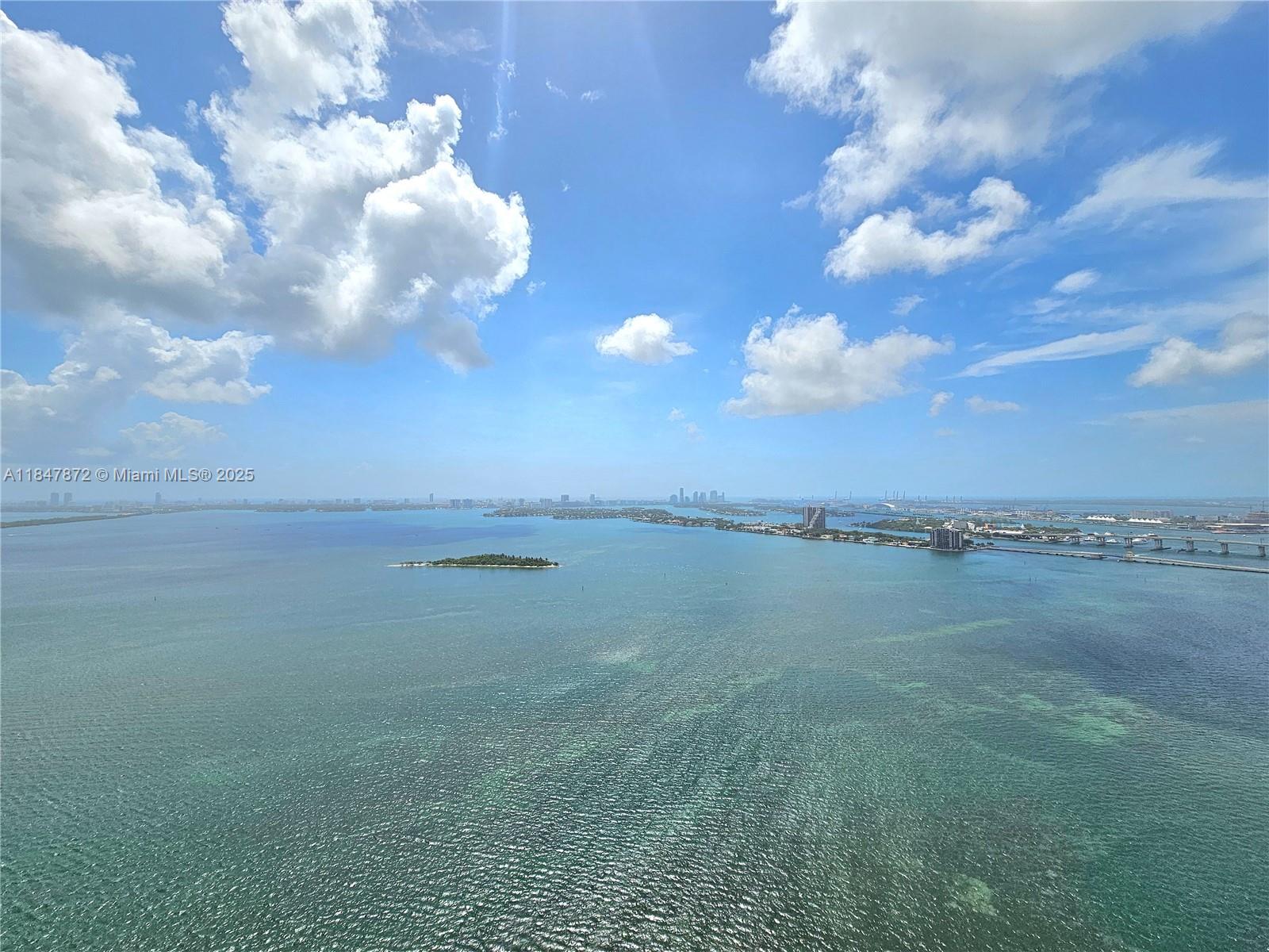 700 NE 24th ST #3502, Miami, FL, 33137 - Investment Condo. Photo #1