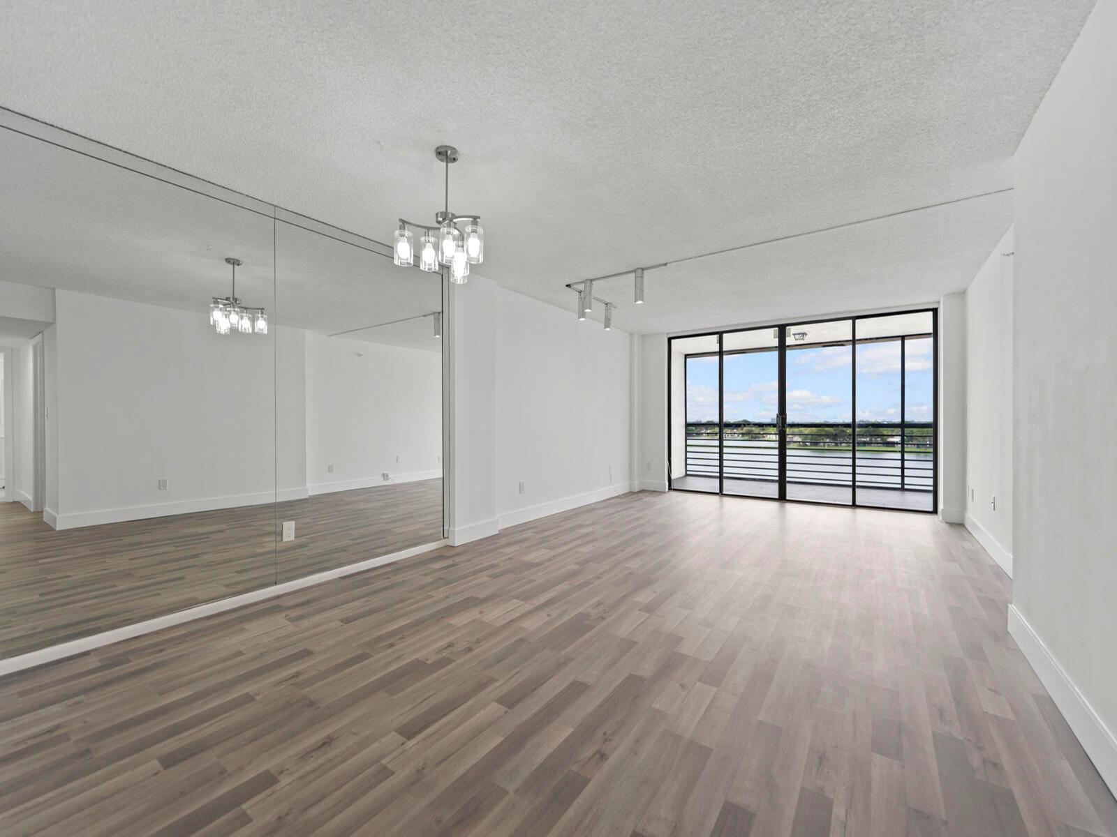 20840 San Simeon Way #706, Miami, FL, 33179 - Investment Condo. Photo #1