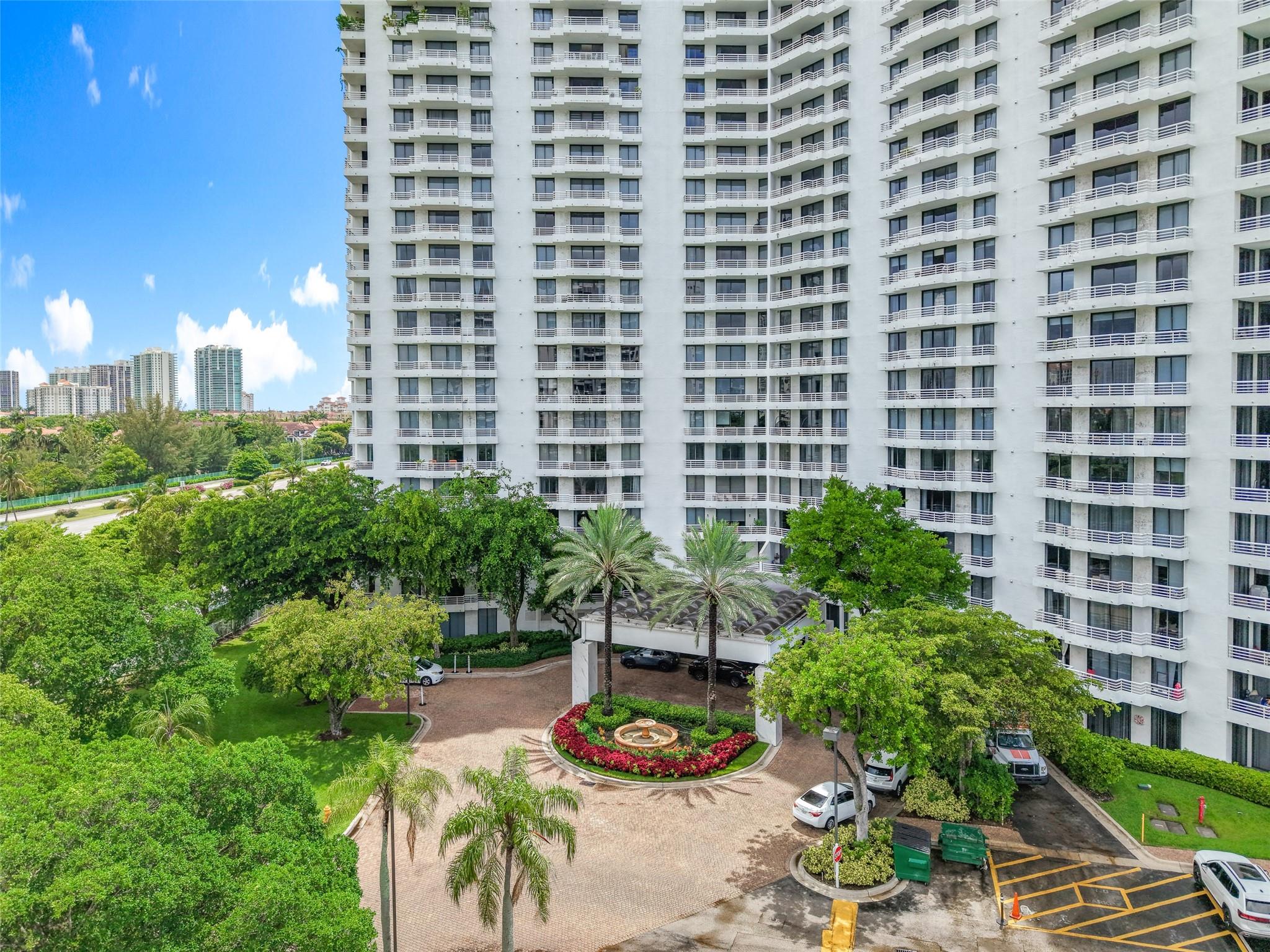 3300 NE 192nd St #1216, Miami, FL, 33180 - Investment Condo. Photo #1